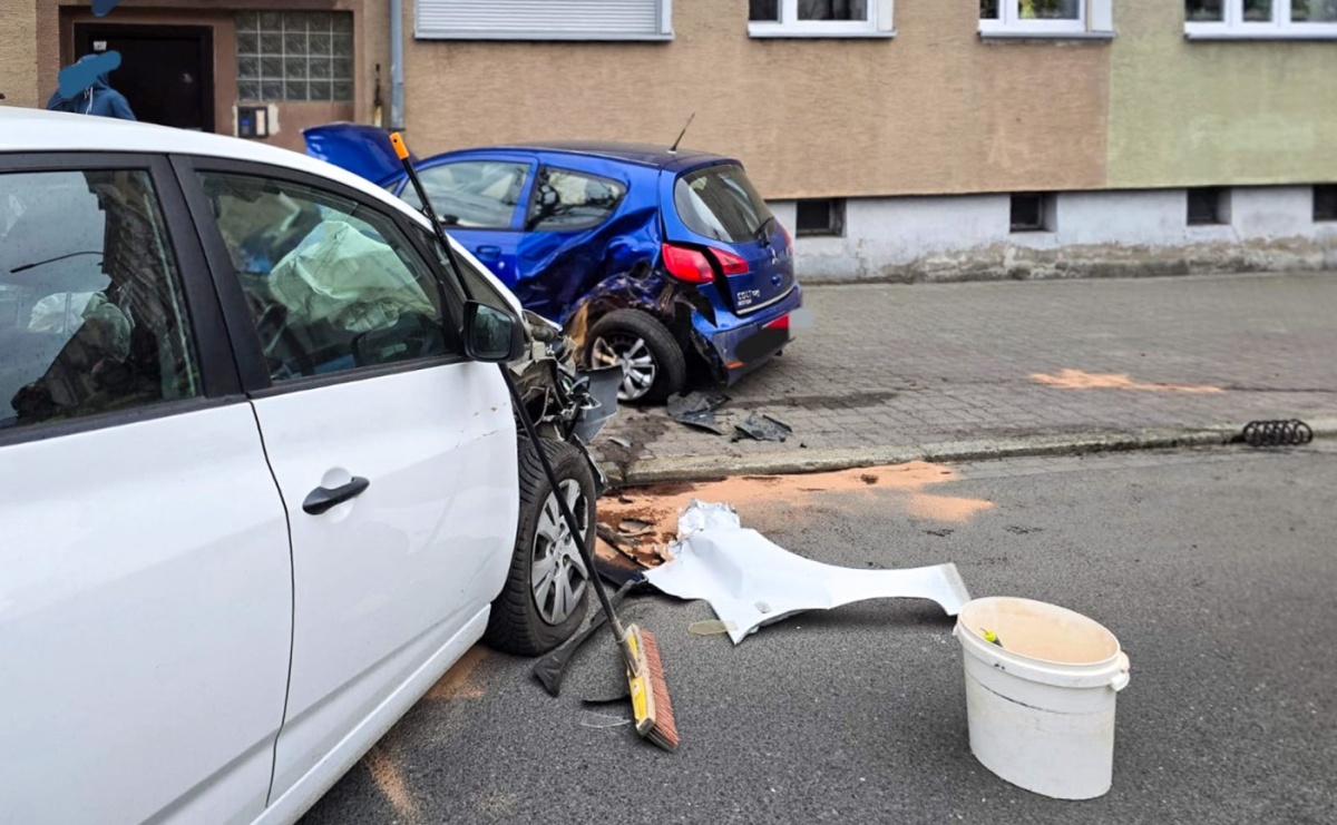 Kolizja na Opawskiej: kierująca zasnęła za kierownicą - Serwis informacyjny z Raciborza - naszraciborz.pl