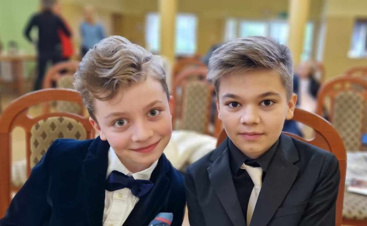 Sukces uczniów ze Szkoły Podstawowej im. Jana Pawła II w Kornowacu - Serwis informacyjny z Raciborza - naszraciborz.pl