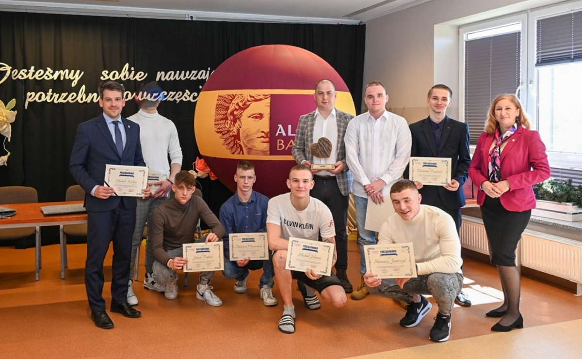 Wychowankowie poprawczaka w Raciborzu docenieni za pomoc powodzianom - Serwis informacyjny z Raciborza - naszraciborz.pl