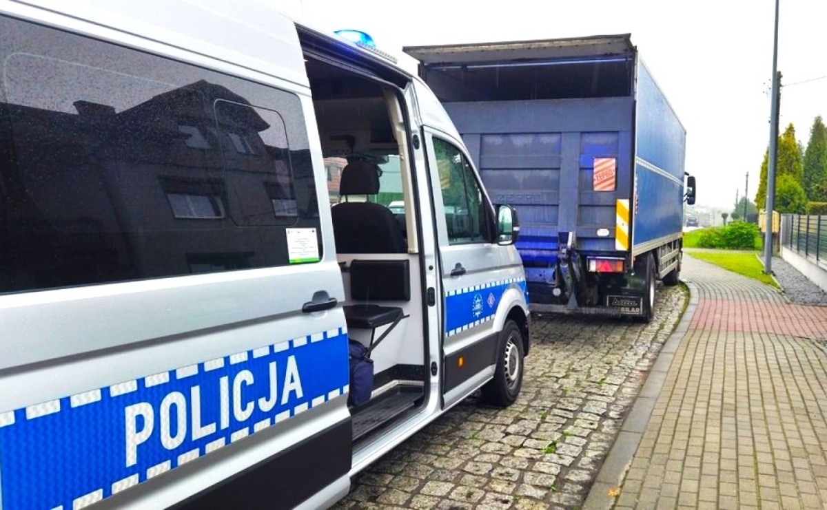 Raciborzanin przyłapany w Rybniku. Nie miał uprawnień do prowadzenia pojazdu - Serwis informacyjny z Raciborza - naszraciborz.pl