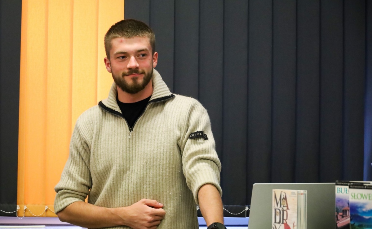 Między wiatrem a ciszą – slajdowisko Łukasza Czogalika w bibliotece - Serwis informacyjny z Raciborza - naszraciborz.pl