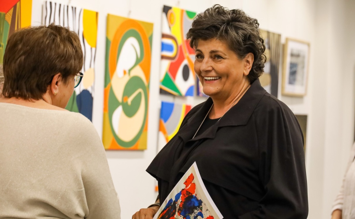 W ramach i bez ram – wyjątkowy wernisaż Anny Żychskiej w Raciborzu - Serwis informacyjny z Raciborza - naszraciborz.pl