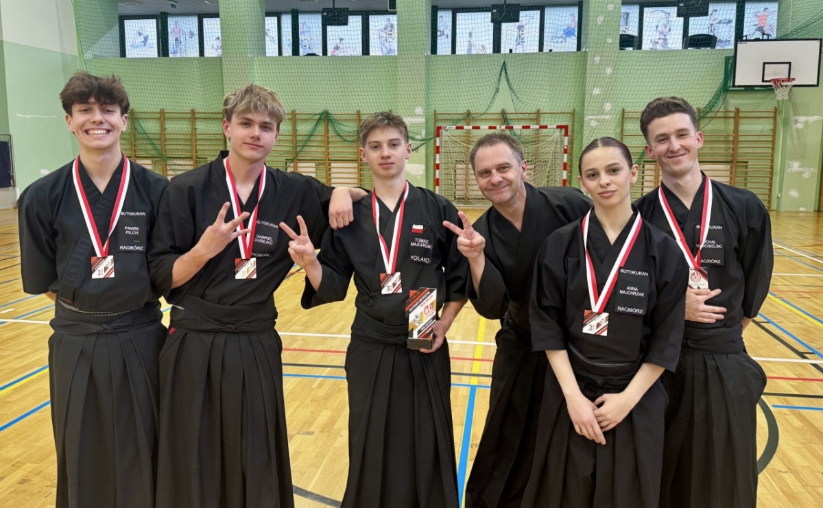 Zawodnicy Butokukan Racibórz z sukcesami na XVII Otwartych Mistrzostwach Polski Iaido 2025 - Serwis informacyjny z Raciborza - naszraciborz.pl