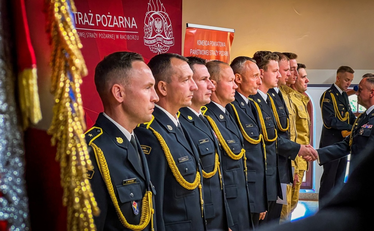 Uroczystość z okazji Dnia Strażaka na Zamku Piastowskim [FOTO i WIDEO] - Serwis informacyjny z Raciborza - naszraciborz.pl