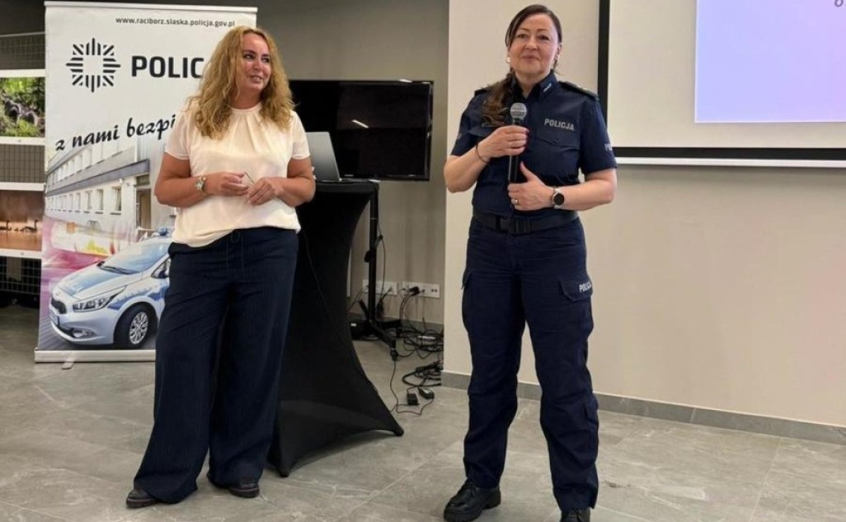 Wspólnie przeciw przemocy. Szkolenie dla osób pracujących z rodzinami - Serwis informacyjny z Raciborza - naszraciborz.pl