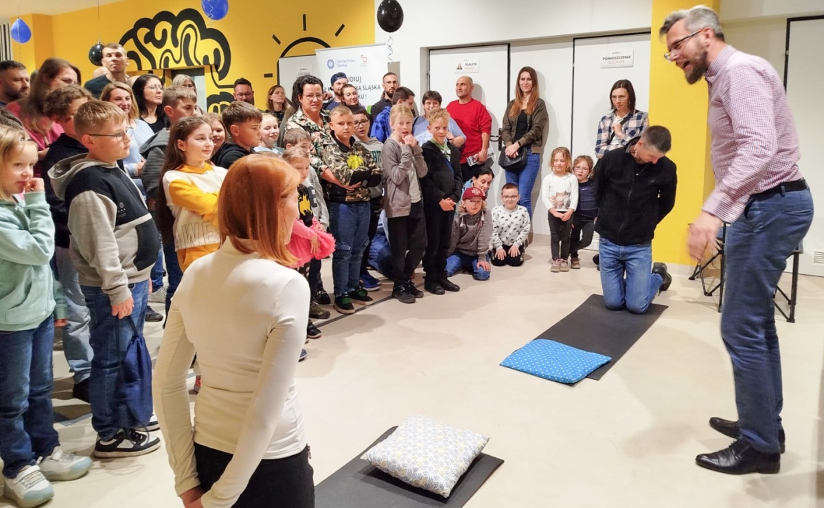 Naukowa noc w SOWA Racibórz – nauka, zabawa i eksperymenty w jednym miejscu - Serwis informacyjny z Raciborza - naszraciborz.pl