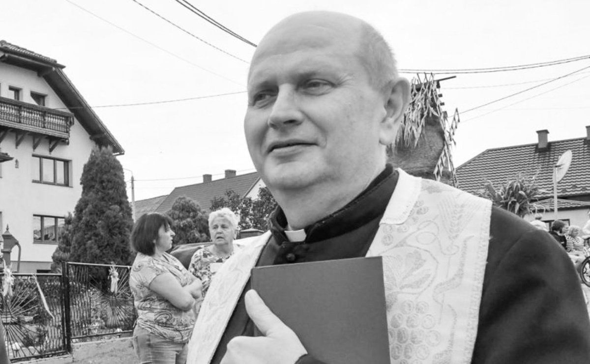 Smutek w Krowiarkach. Zmarł miejscowy proboszcz, były wikariusz z Ostroga - Serwis informacyjny z Raciborza - naszraciborz.pl