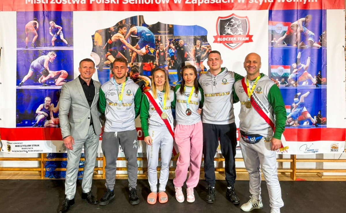 Zapaśnicy brzeźnickiego Dębu z medalami mistrzostw Polski - Serwis informacyjny z Raciborza - naszraciborz.pl