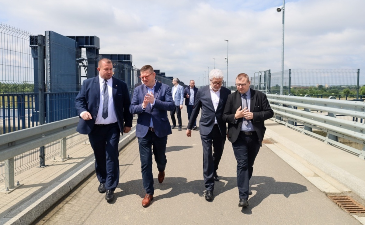 Wiceminister Koperski na spotkaniu dotyczącym funkcjonowania Zbiornika Racibórz Dolny i potrzeb infrastrukturalnych Powiatu Raciborskiego - Serwis informacyjny z Raciborza - naszraciborz.pl