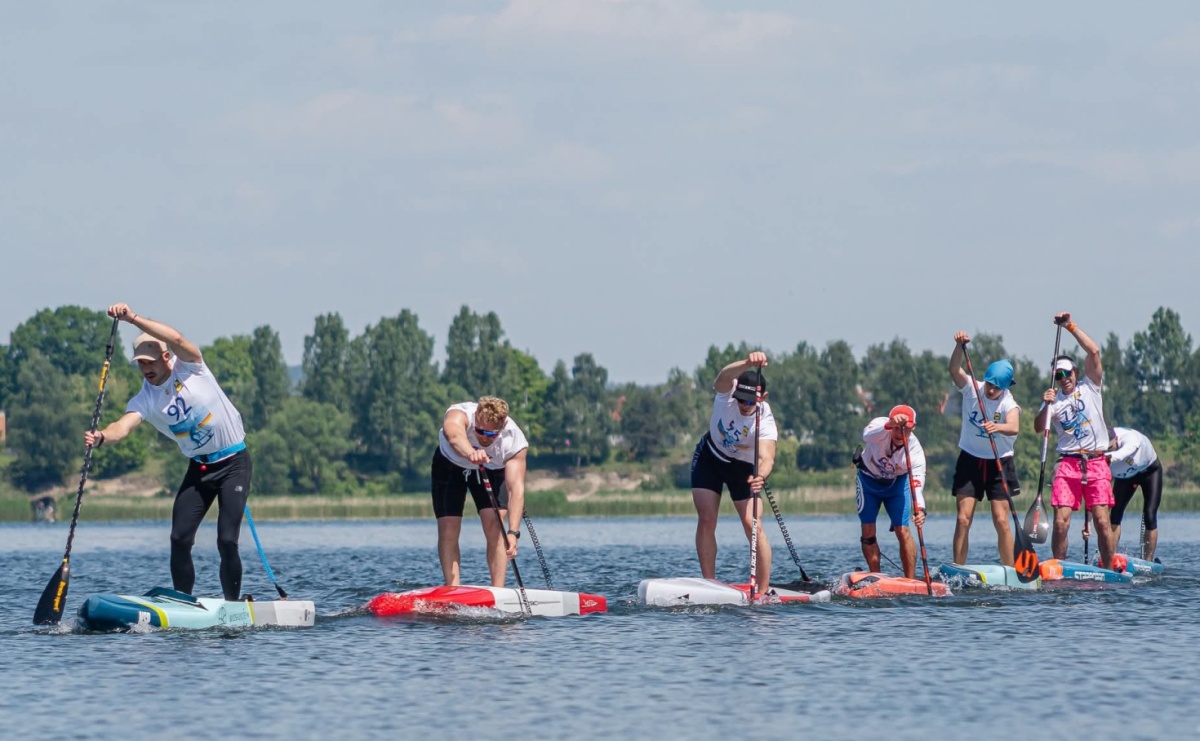 SilesiaSupCUP na Pogorii: RTW Racibórz zdominowało zawody paddleboardowe - Serwis informacyjny z Raciborza - naszraciborz.pl