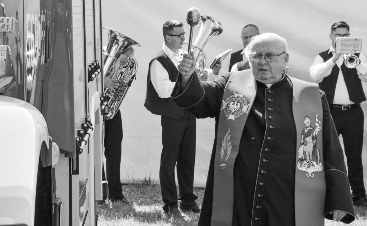 Tragiczny wypadek w Boguchwałowie. Zginął w nim proboszcz z Cyprzanowa - Serwis informacyjny z Raciborza - naszraciborz.pl