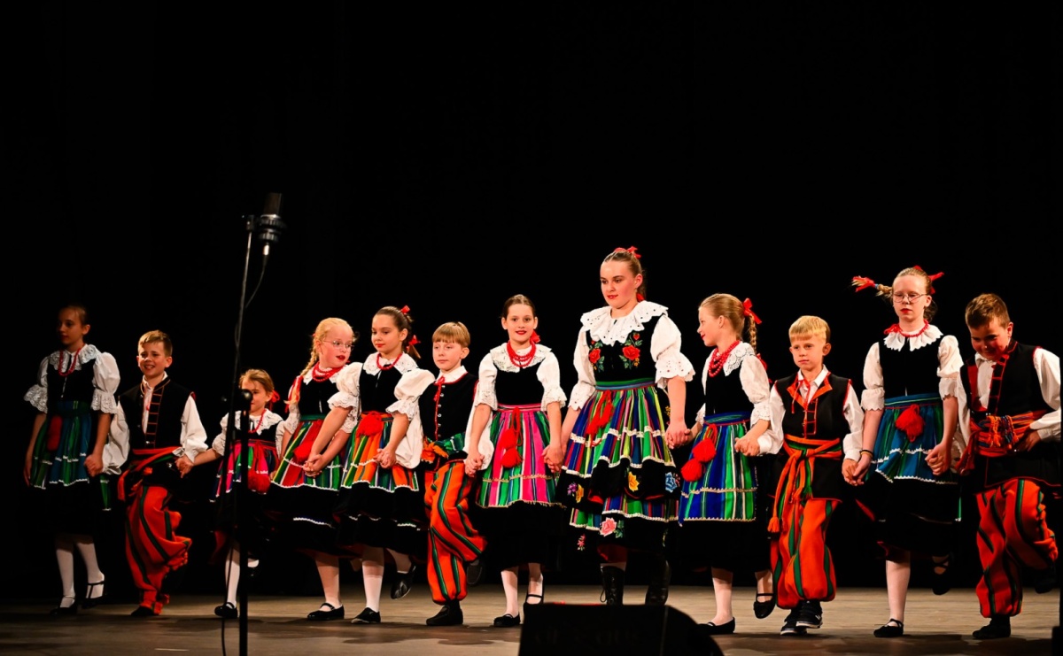 Trzy pokolenia Strzechy na jednej scenie – koncert podsumowujący rok artystyczny - Serwis informacyjny z Raciborza - naszraciborz.pl