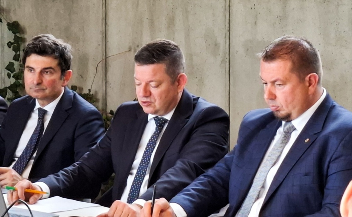 Zdrowie i drogi tematem obrad konwentu powiatów województwa śląskiego - Serwis informacyjny z Raciborza - naszraciborz.pl