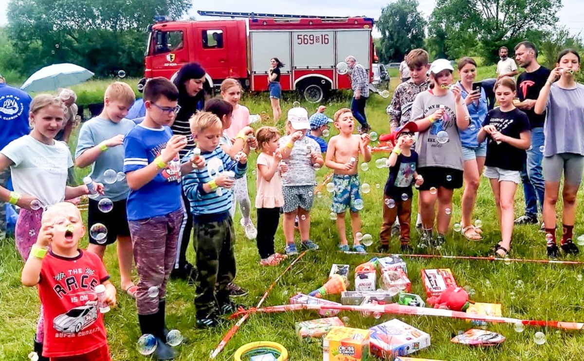 Dziecięca radość nad wodą – udany festyn wędkarski z okazji Dnia Dziecka - Serwis informacyjny z Raciborza - naszraciborz.pl