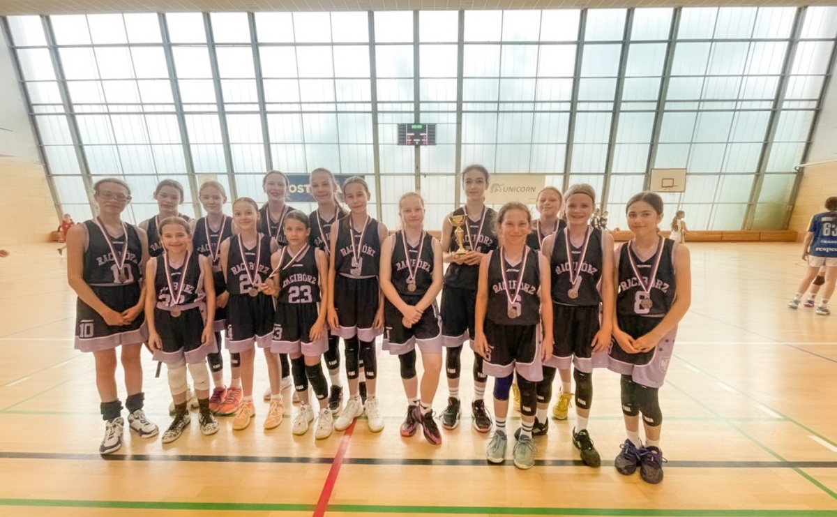Koszykówka. MiniBasketball Racibórz z brązowym medalem na Ostrava Cup - Serwis informacyjny z Raciborza - naszraciborz.pl