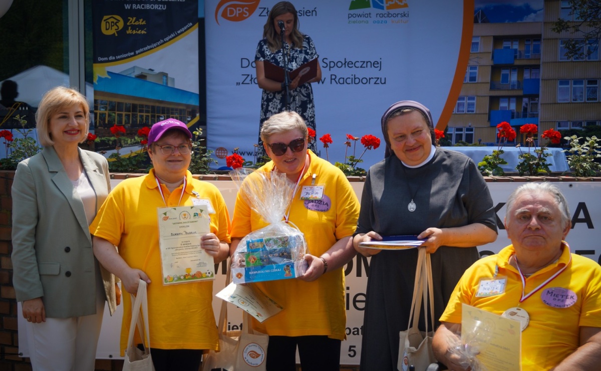 XXI Spartakiada Domów Pomocy Społecznej Aktywnie, znaczy zdrowo [FOTO] - Serwis informacyjny z Raciborza - naszraciborz.pl