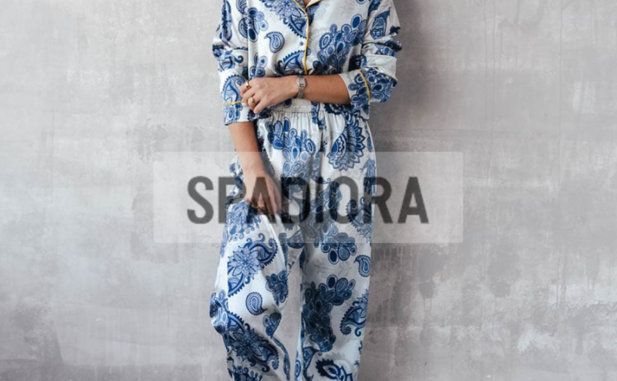 Prezent dla kobiety - elegancja i funkcjonalność w jedwabnej satynowej piżamie - Serwis informacyjny z Raciborza - naszraciborz.pl