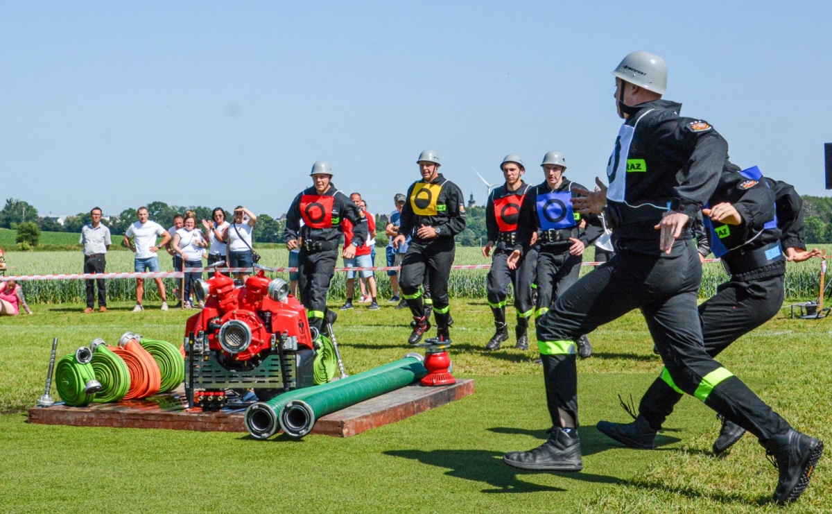 Cztery puchary w koronie OSP Samborowice i rekord w ćwiczeniu bojowym - Serwis informacyjny z Raciborza - naszraciborz.pl