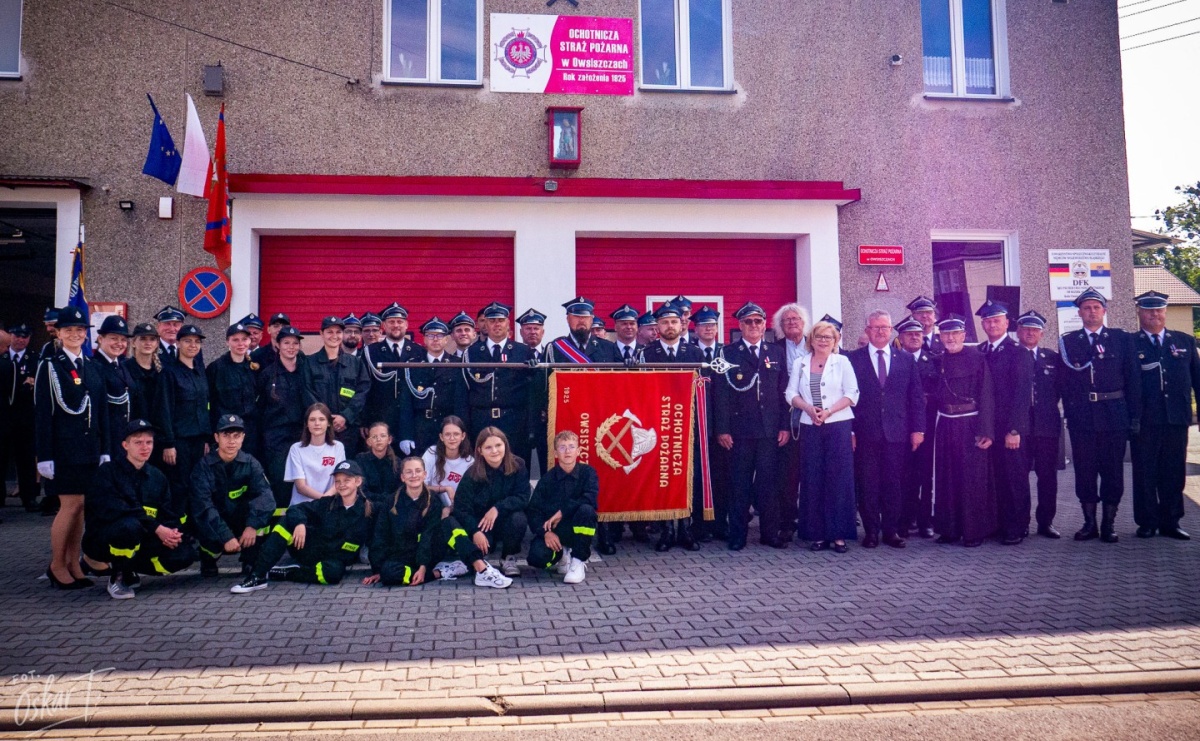 Stulecie OSP Owsiszcze. Uroczysta msza, apel i odznaczenia dla zasłużonych druhów - Serwis informacyjny z Raciborza - naszraciborz.pl