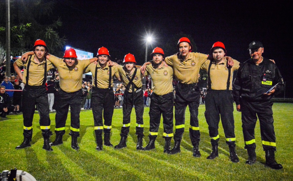 Noc pełna rywalizacji. Rekord toru i wielkie emocje w Bolesławiu! [FOTO i WIDEO] - Serwis informacyjny z Raciborza - naszraciborz.pl