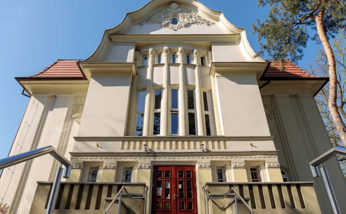 Wakacyjne godziny otwarcia Biblioteki - Serwis informacyjny z Raciborza - naszraciborz.pl