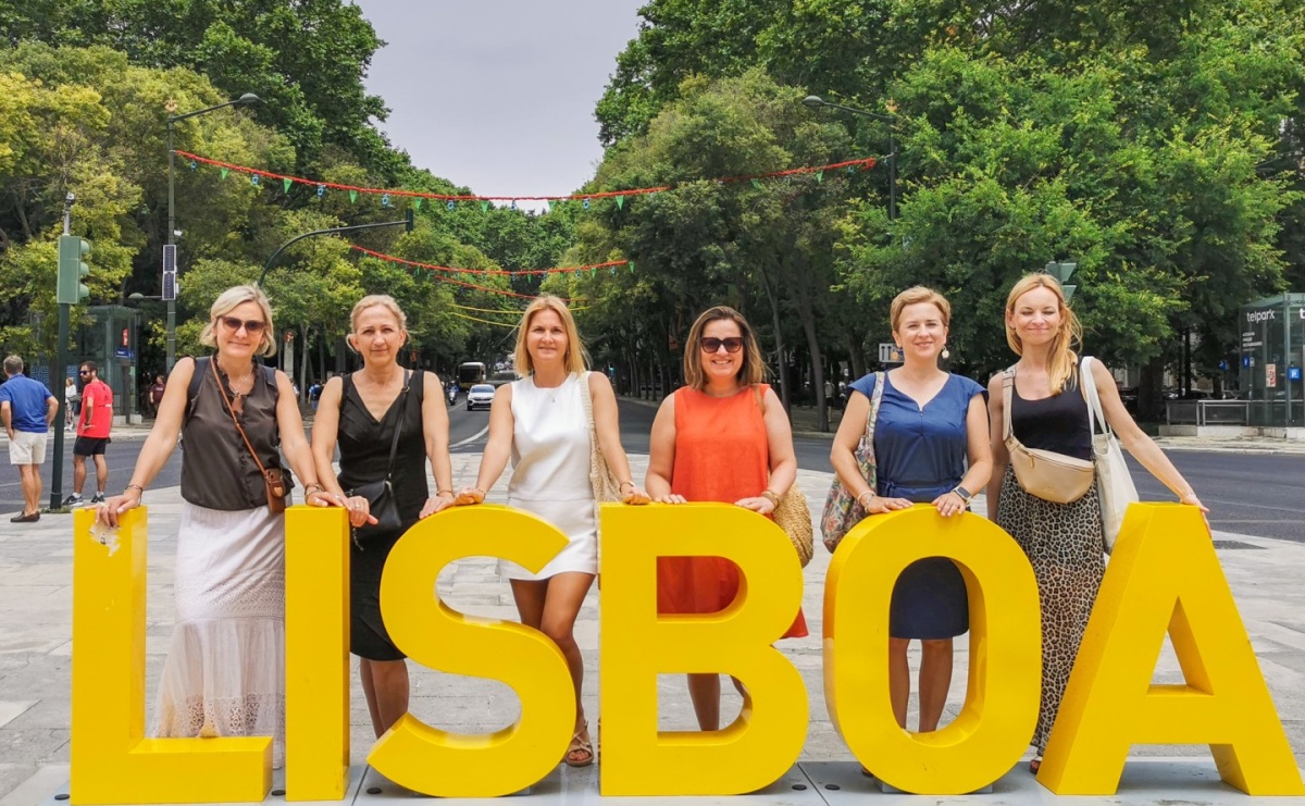 Logistyka bez granic – nauczyciele Ekonomika po szkoleniu w Setúbalu - Serwis informacyjny z Raciborza - naszraciborz.pl