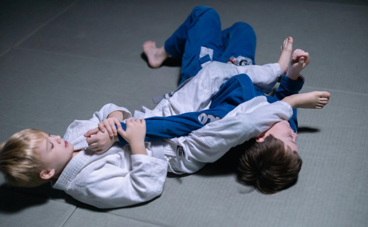 Dlaczego warto zapisać dziecko na judo? Sport, który kształtuje ciało, charakter i pewność siebie - Serwis informacyjny z Raciborza - naszraciborz.pl