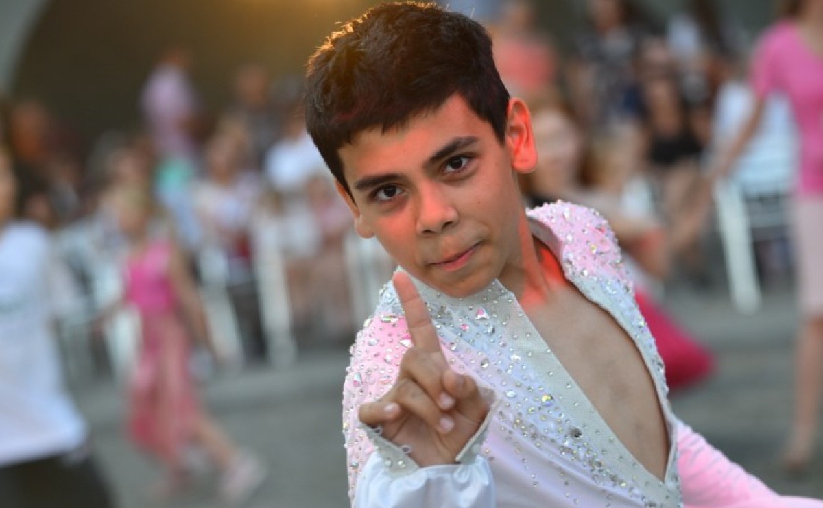 Magia tańca i wspólnej zabawy. Tancerze z Polski i Czech podsumowali obóz pokazem i potańcówką w parku im. Miasta Roth - Serwis informacyjny z Raciborza - naszraciborz.pl