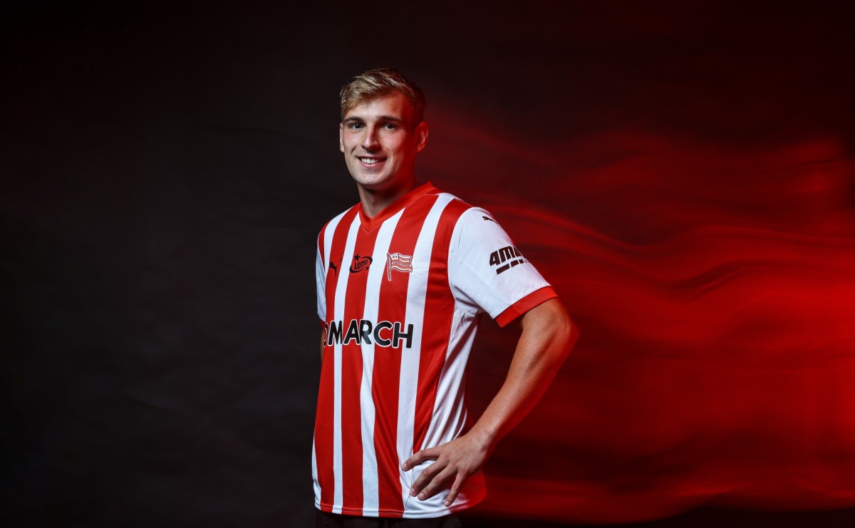 Z ziemi włoskiej do Polski. Mateusz Praszelik nowym zawodnikiem Cracovii - Serwis informacyjny z Raciborza - naszraciborz.pl