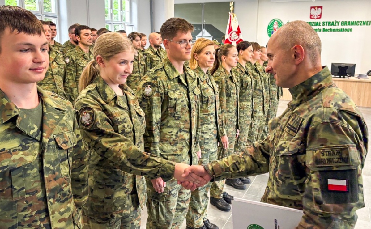 40 funkcjonariuszy Śląskiego Oddziału Straży Granicznej z Raciborza zostało mianowanych na stopień kaprala - Serwis informacyjny z Raciborza - naszraciborz.pl