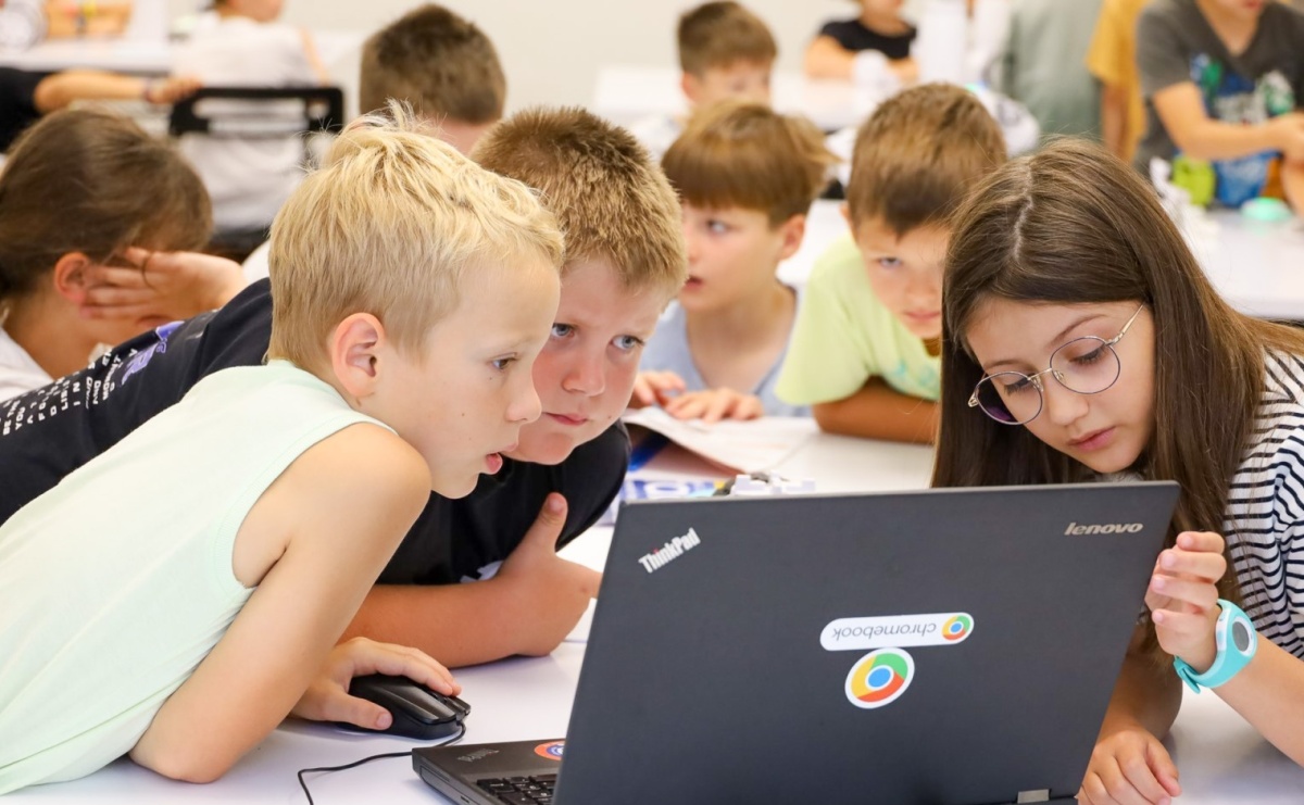 Walki robotów w raciborskiej bibliotece - Serwis informacyjny z Raciborza - naszraciborz.pl