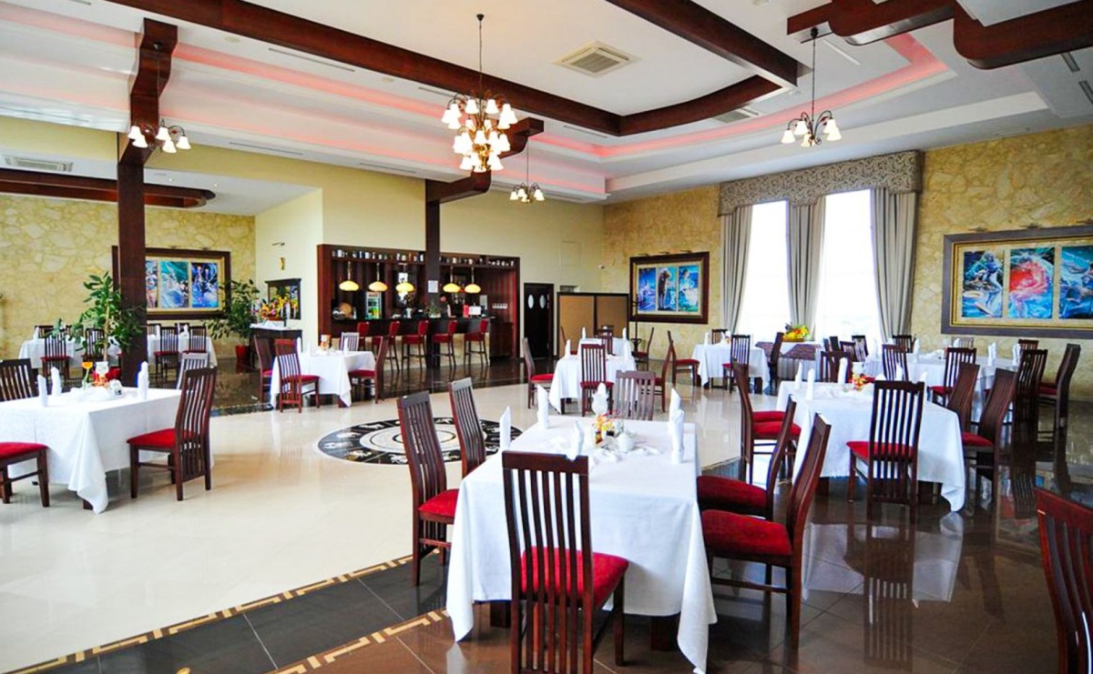 Kolejna restauracja i sala bankietowa pod Raciborzem na sprzedaż - Serwis informacyjny z Raciborza - naszraciborz.pl