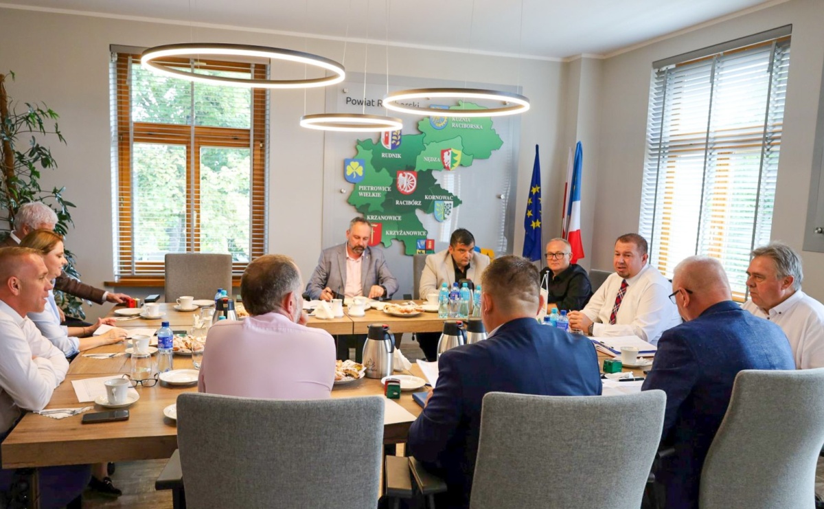 Samorządy razem dla regionu – Konwent Powiatu Raciborskiego z udziałem gmin i gości z Lysek - Serwis informacyjny z Raciborza - naszraciborz.pl