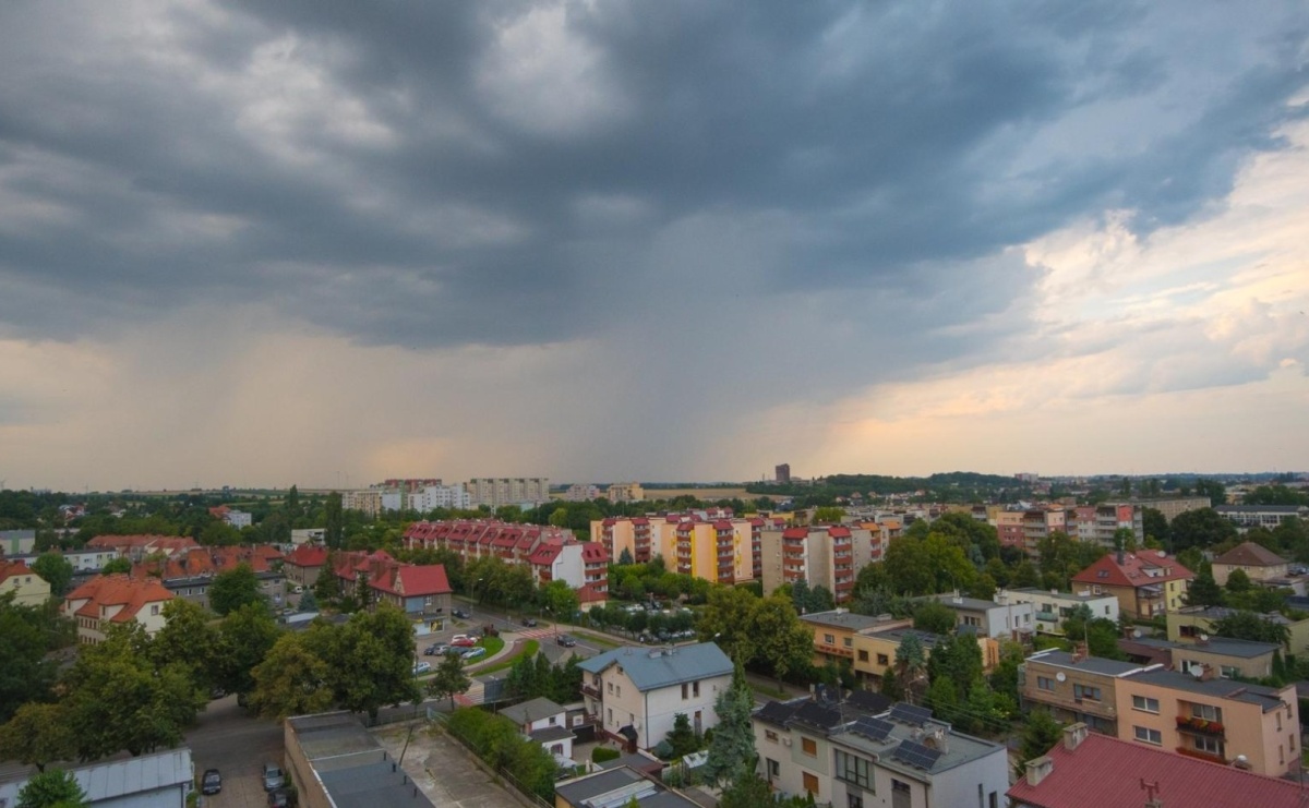 IMGW. Ostrzeżenie przed burzami w powiecie raciborskim - Serwis informacyjny z Raciborza - naszraciborz.pl