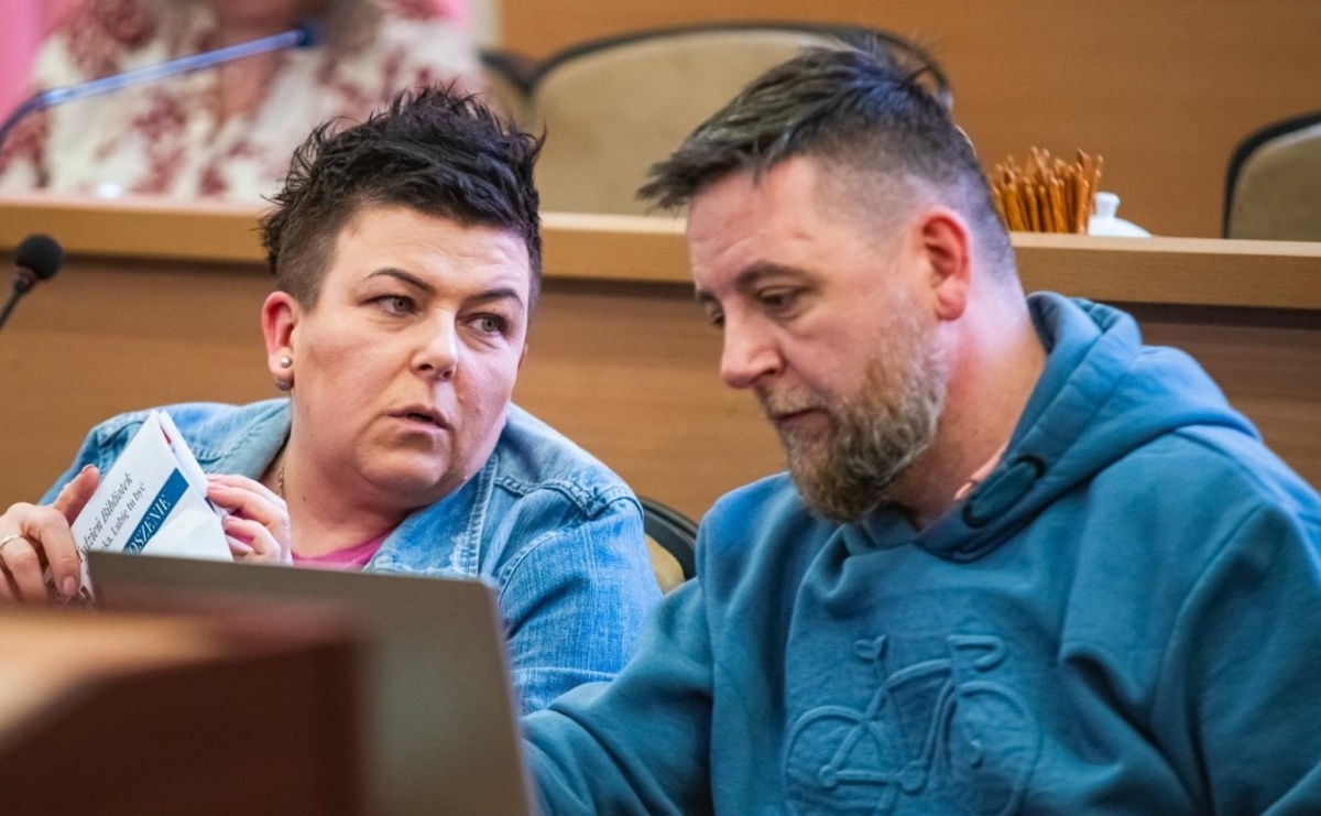 Radna pyta o drogę do boiska w Markowicach. Prezydent odpowiada na zgłoszone problemy - Serwis informacyjny z Raciborza - naszraciborz.pl