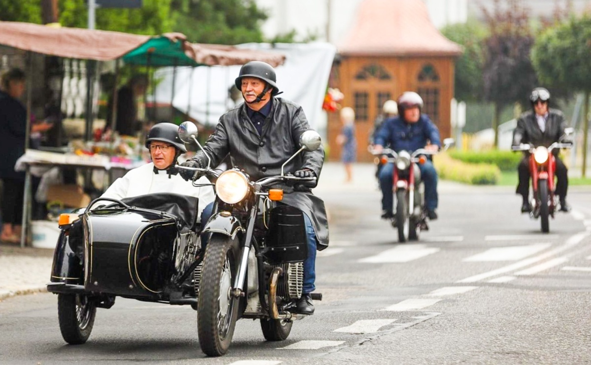 Motozlot ku czci św. Krzysztofa w Pogrzebieniu – tradycja, pasja i błogosławieństwo na drogę [FOTO i WIDEO] - Serwis informacyjny z Raciborza - naszraciborz.pl