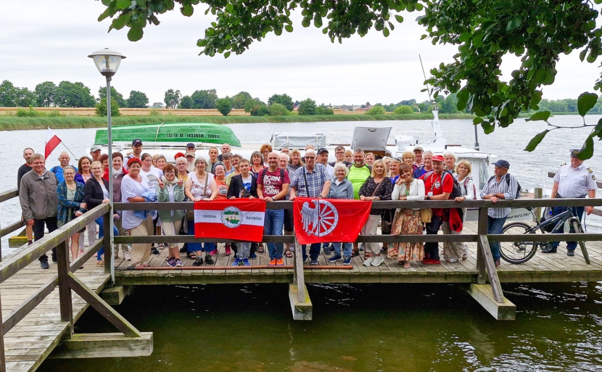Poznań, Biskupin i Gniezno w programie letniej wycieczki PTTK Racibórz - Serwis informacyjny z Raciborza - naszraciborz.pl