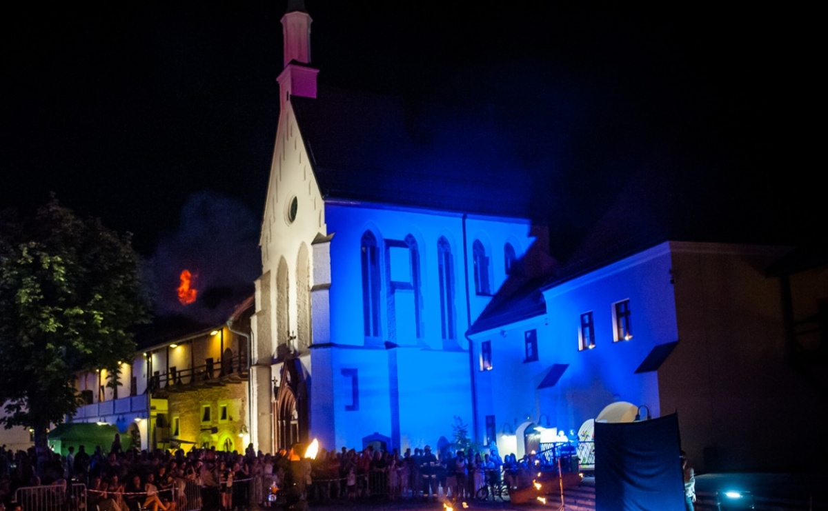 Kawa na krużganku, opowieści o starym Raciborzu i zejście do podziemi - noce zwiedzanie już w piątek - Serwis informacyjny z Raciborza - naszraciborz.pl