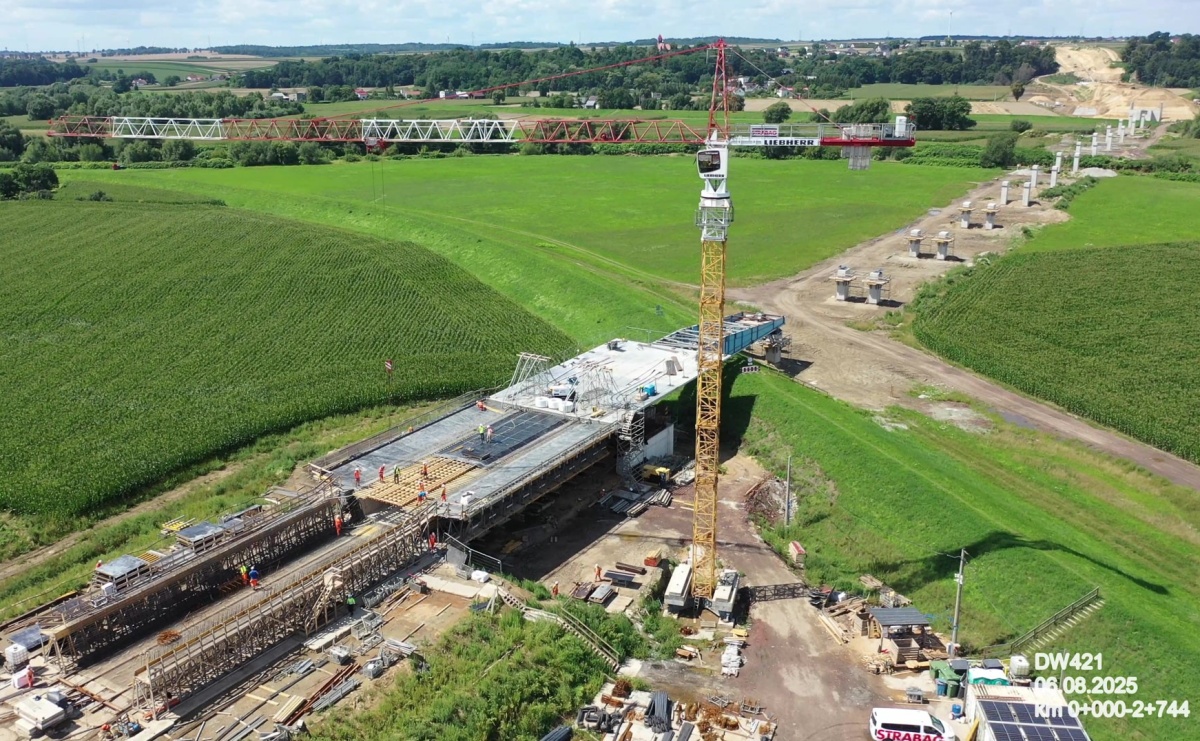 Most nad Odrą w ciągu drogi wojewódzkiej 421 – postęp prac sięgnął 60%. W galerii najnowsze zdjęcia z placu budowy - Serwis informacyjny z Raciborza - naszraciborz.pl