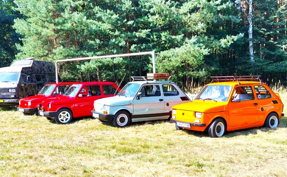 Rybnik Klasyczny. Zlot miłośników i właścicieli zabytkowych pojazdów w Rudach [FOTO] - Serwis informacyjny z Raciborza - naszraciborz.pl