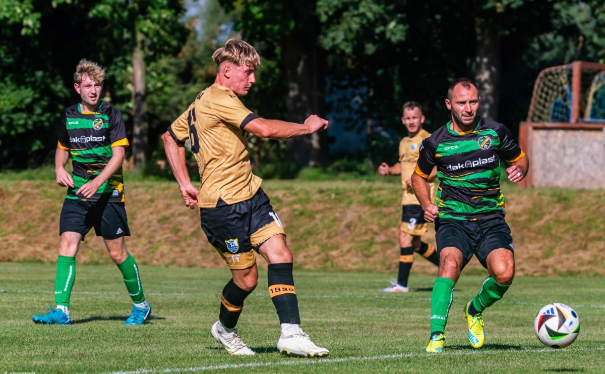 Historyczny debiut i wysoka wygrana Gamowa [FOTO] - Serwis informacyjny z Raciborza - naszraciborz.pl