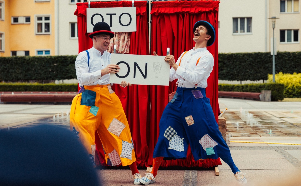 Cyrkowo-familijne widowisko na raciborskim Rynku. Spektakl Oto On już 28 sierpnia - Serwis informacyjny z Raciborza - naszraciborz.pl