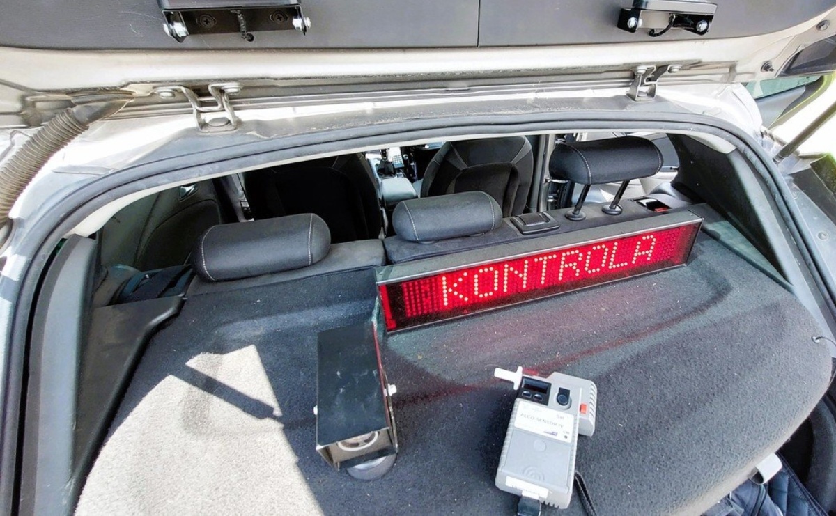 Kierowcy pod wpływem alkoholu – jeden w BMW, drugi na hulajnodze - Serwis informacyjny z Raciborza - naszraciborz.pl