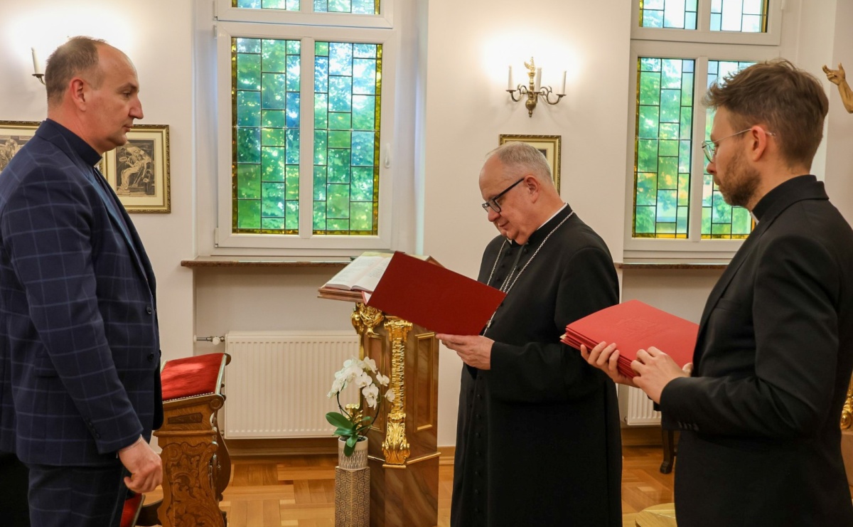 Weszły w życie zmiany personalne w diecezji opolskiej. Nowi proboszczowie w naszym powiecie - Serwis informacyjny z Raciborza - naszraciborz.pl