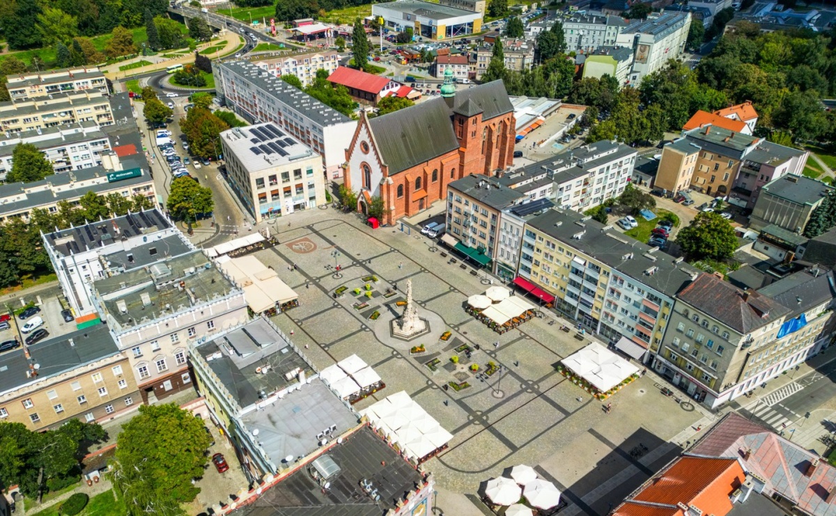 Dyskusja o przyszłości raciborskiego Rynku – kontrowersje wokół koncepcji i etapów rewitalizacji - Serwis informacyjny z Raciborza - naszraciborz.pl