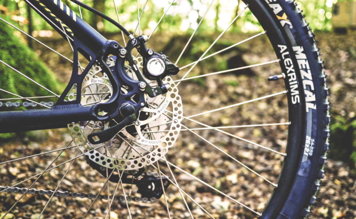 Różnice między oponami do jazdy terenowej a miejskiej - Serwis informacyjny z Raciborza - naszraciborz.pl