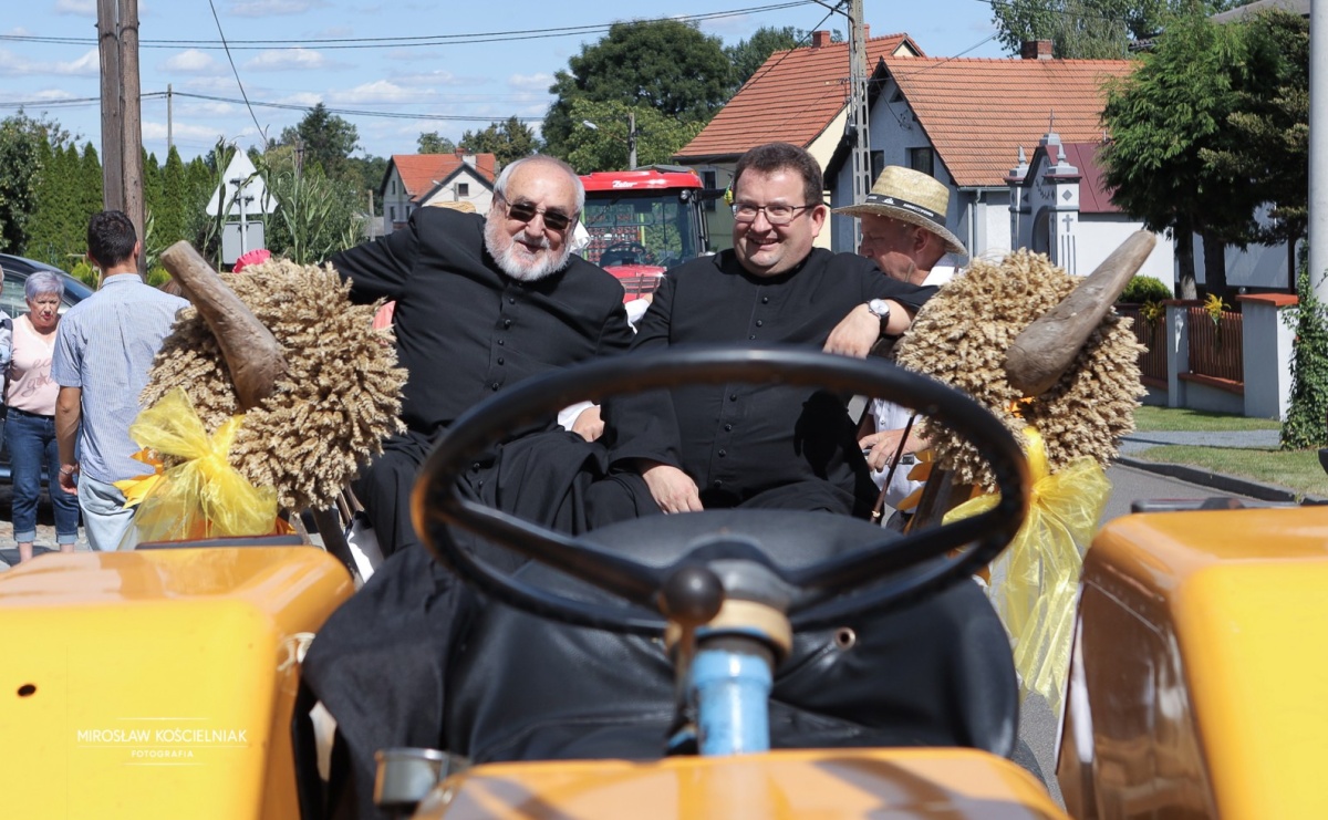 Dożynki w Bolesławiu pełne atrakcji i dobrej zabawy [FOTO i WIDEO] - Serwis informacyjny z Raciborza - naszraciborz.pl