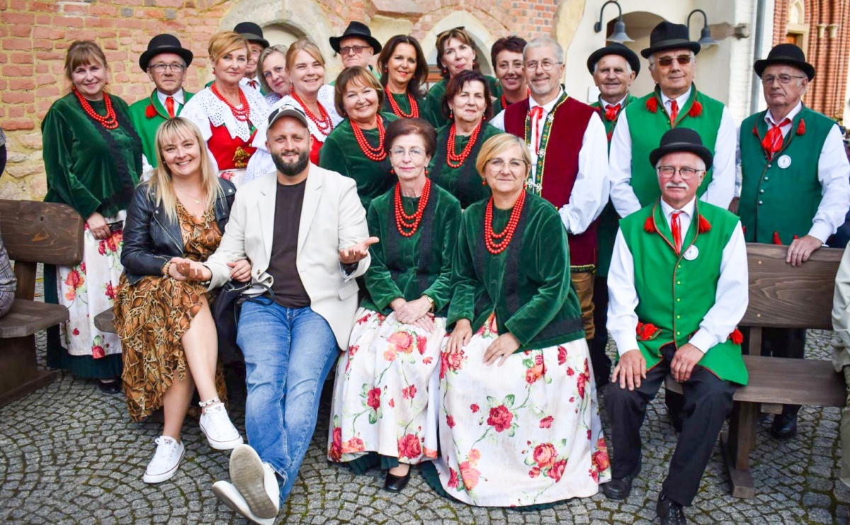 Nasz kochany Śląsk. Biesiada na Zamku Piastowskim przyciągnęła tłumy - Serwis informacyjny z Raciborza - naszraciborz.pl