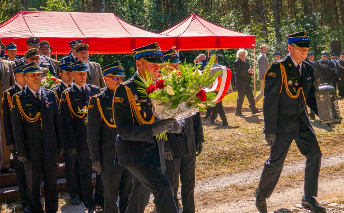 33. rocznica wielkiego pożaru lasów w Kuźni Raciborskiej – hołd dla bohaterów [FOTO i WIDEO] - Serwis informacyjny z Raciborza - naszraciborz.pl