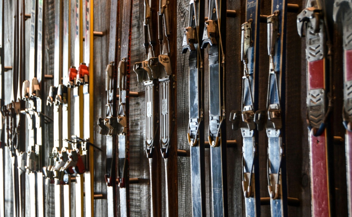 Zanim Beskidy pokryje śnieg. Czy Twoje narty są gotowe na zimowe szaleństwo? - Serwis informacyjny z Raciborza - naszraciborz.pl